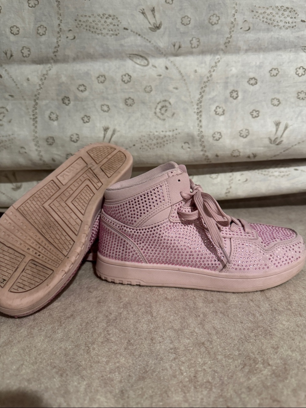Link Girls' Pink High-Top Sneakers with Sparkle Studs